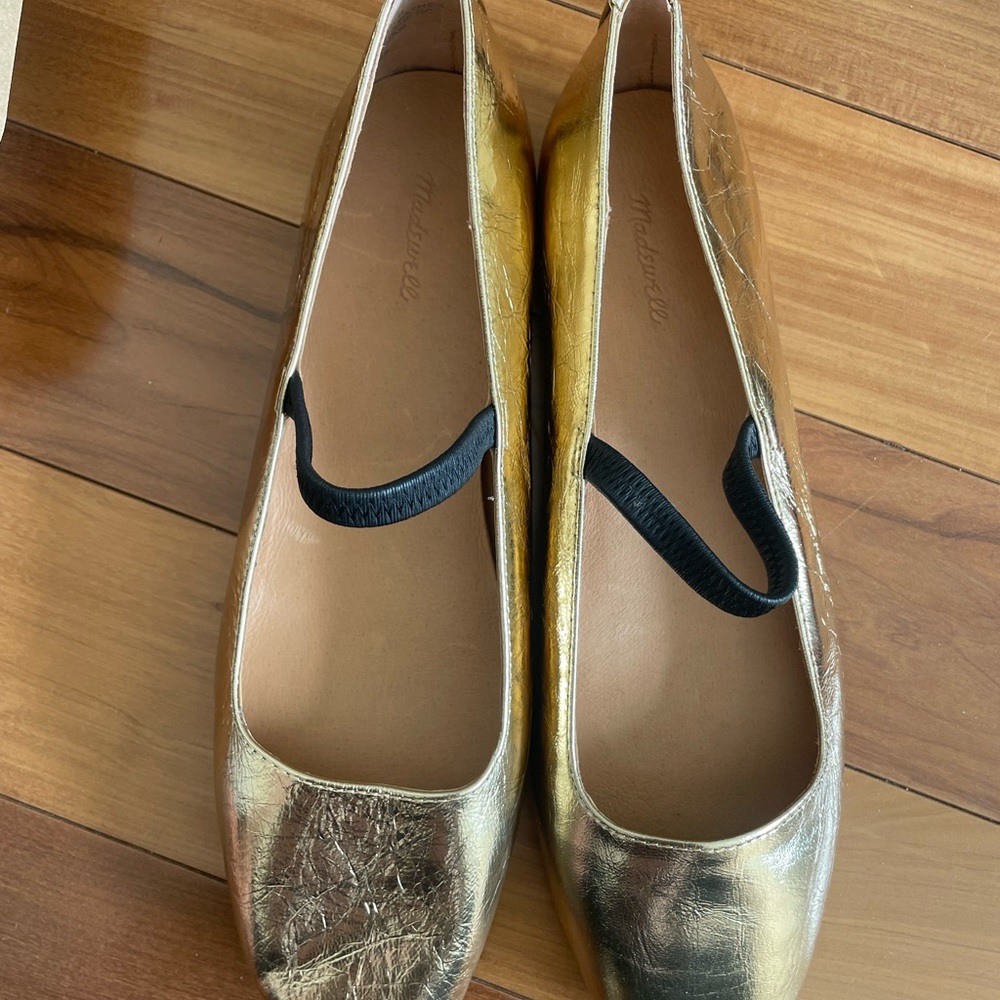 Madewell Greta Women’s ballet flats with strap SIZE 8 Brand new in box